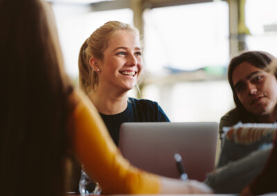 Einjährige Berufsfachschule Wirtschaft – Schwerpunkt Handel und Verkauf – Klasse 2